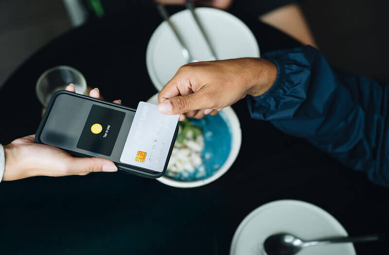 Using credit card on Stripe ecommerce technology