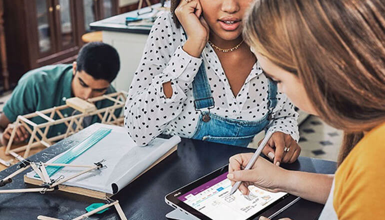 Article On-demand: The Power of Microsoft Surface and DaaS in Education Image