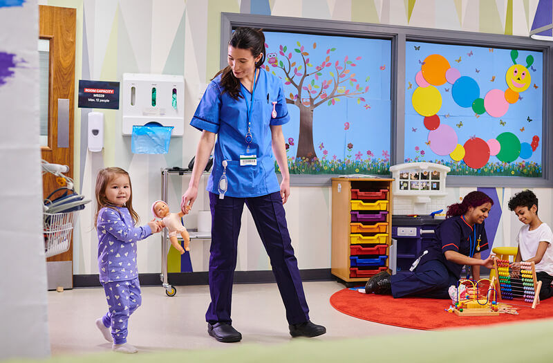 Insight Donations to Make-A-Wish Arizona and Boys & Girls Club of the Valley Cap $250,000 Noble Cause Campaign in 2023 Child walking in to see her wish granted by the Make-A-Wish Foundation