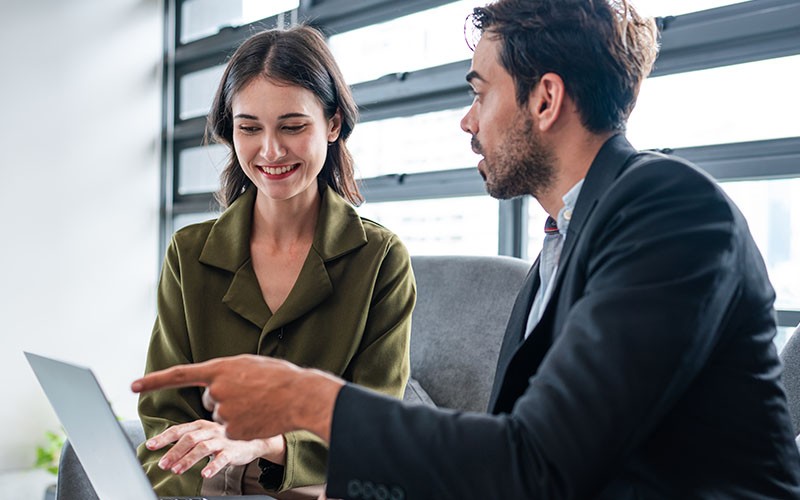 Experience comprehensive SIEM capabilities with the Adlumin platform Professionals collaborating