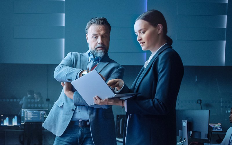 Support modern digital workplaces with built-in security, location services and IoT controls. Teammates collaborating together at the office