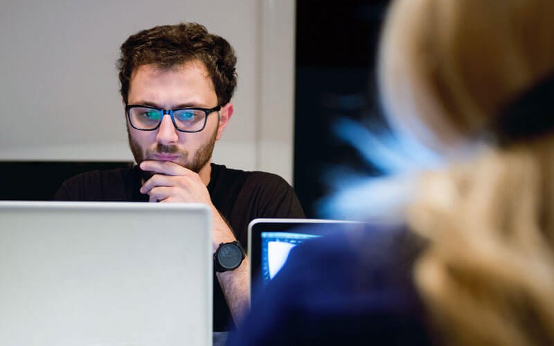 Get better monitoring at reduced costs, increase subscriber profitability and ensure zero tool over subscription IT professional working