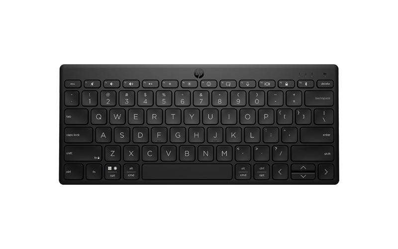 HP desktop accessoties Man using HP desktop and desktop accessories