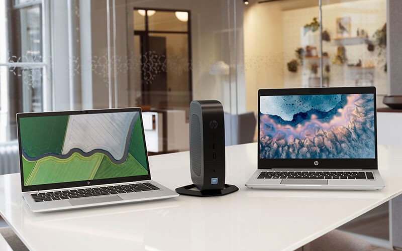 HP thin clients Lifestyle desk using HP thin client and HP monitors