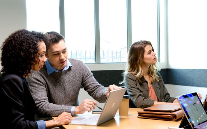 Cloud services Microsoft team meeting