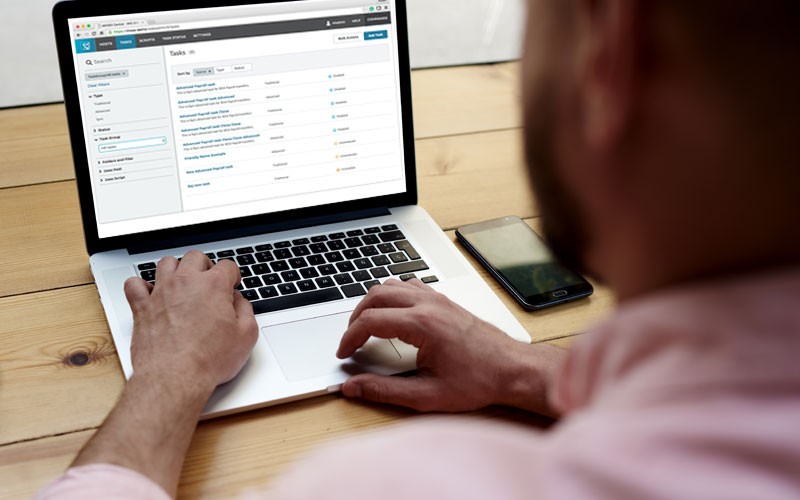 WhatsUp Gold and MOVEit ensures seamless deployment User working on computer showing MOVEit product